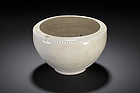 Fine Northern Song dynasty Ding type piecrust rimmed white glazed bowl