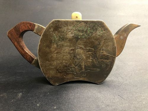 Fine 19th century Yang Pengnian tin mounted Yixing zisha teapot