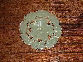 FINE QING DYNASTY WHITE JADE LINGZHI AND FLORAL BUTTON