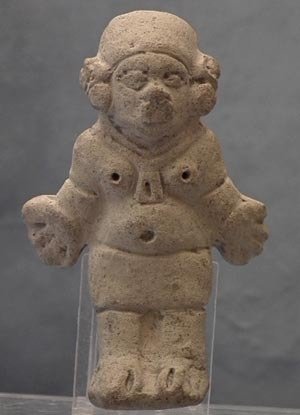 Antique Pre-Columbian Jama Coaque Ceramic Female Figure