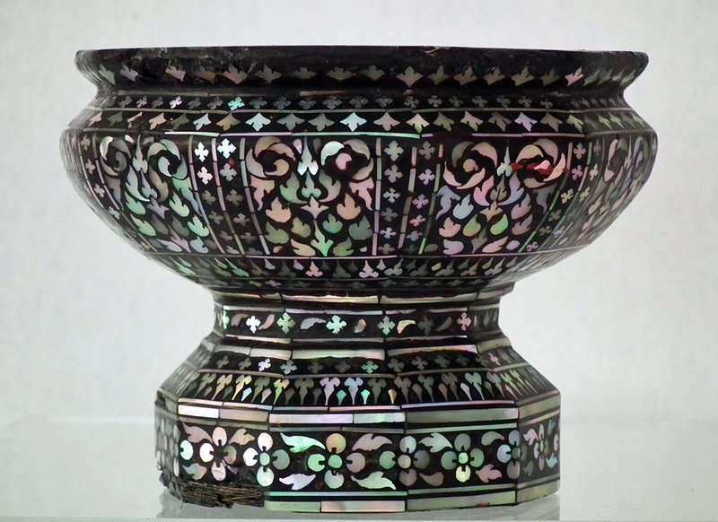 Antique Thai Lacquer Mother Of Pearl Inlaid Buddhist Cup Thailand