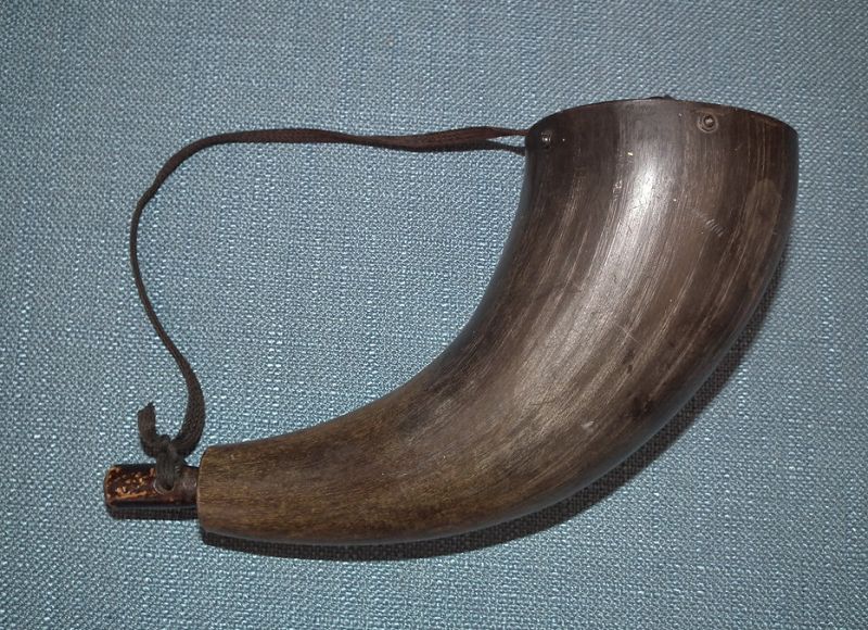 Antique 19th century American Bison Buffalo Gun Powder Horn