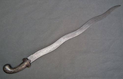 Antique Indo Persian Islamic Indian Mughal sword 18th century India