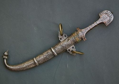 Antique Moroccan Islamic Dagger Jambiya in Silver 19th century