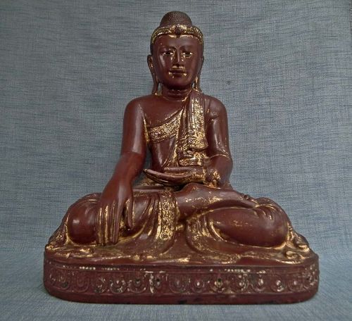 large Antique Burmese Lacquered Gilded Wood Buddha Burma 19th Century