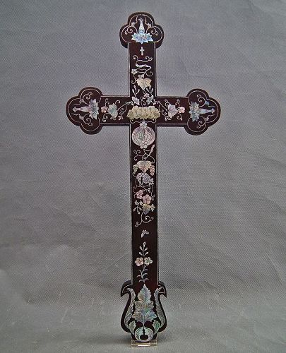 Antique 18th Century Chinese Mother-of-Pearl Inlaid Cross Crucifix