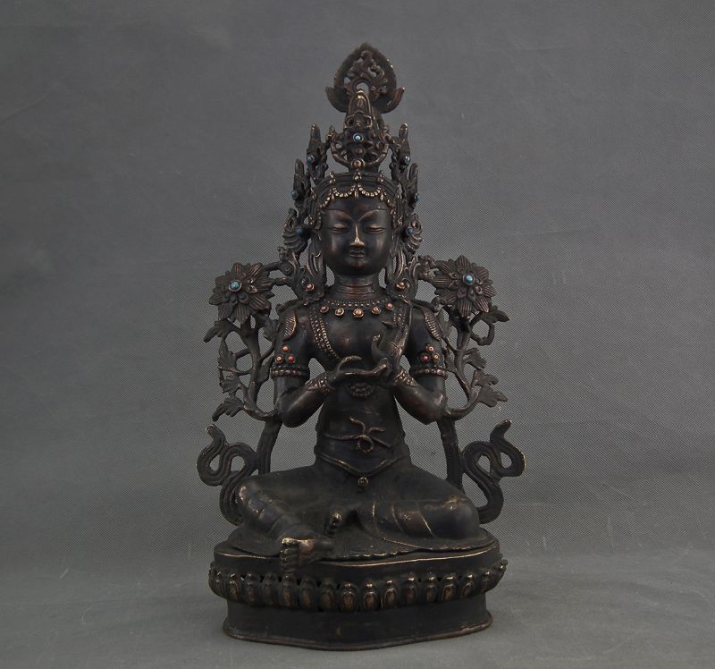Antique Tibetan Bronze Figure Bodhisattva Kuan Yin Buddha