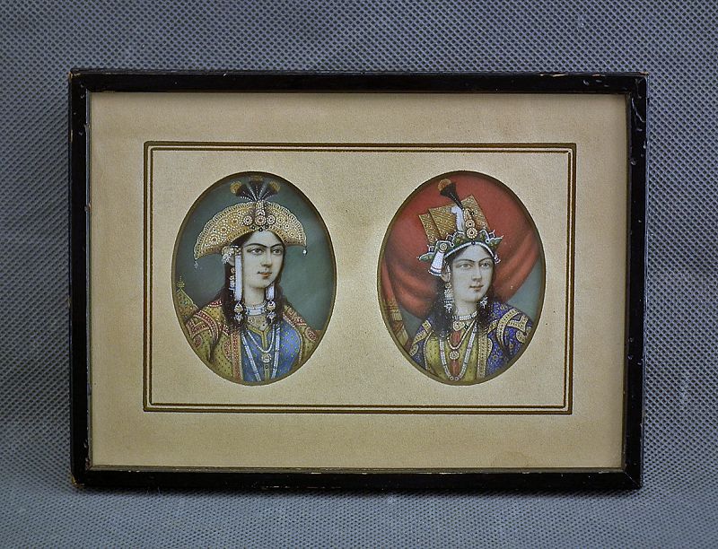 Antique Indian 2 Miniatures Portraits of Mughal Empress Mumtaz India