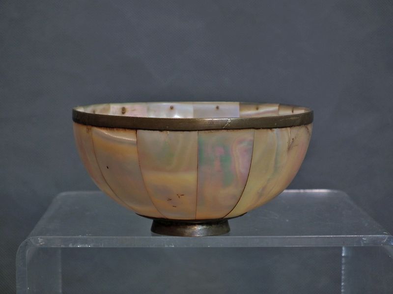 Antique Indo Portuguese Mother Of Pearl Indian Bowl Islamic Mughal