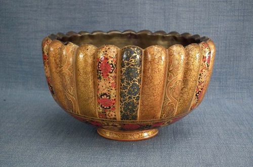 Antique Islamic Indo Persian Kashmir India lacquered Papier Mache Bowl