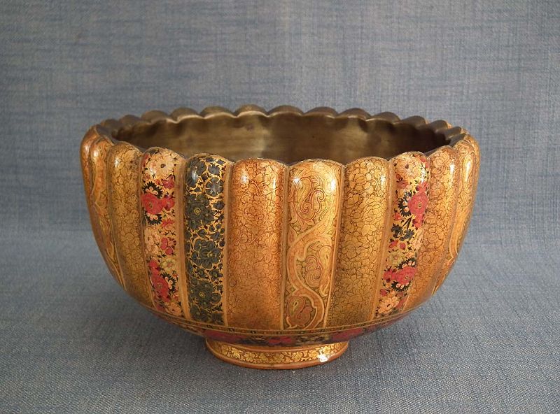 Antique Islamic Indo Persian Kashmir India lacquered Papier Mache Bowl