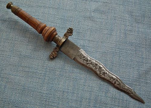 Antique 19th Century Spanish Hunting Plug Bayonet