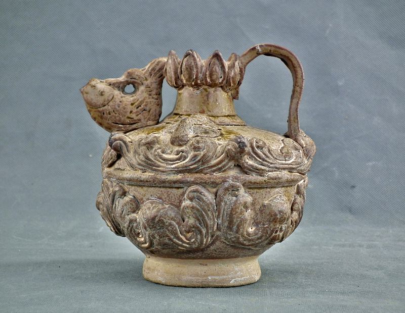 Ancient Chinese Six Dynasties Xiangzhou Carved Ceramic Vessel