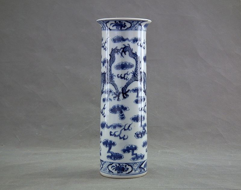Antique Chinese Qing Dynasty Blue And White Porcelain Cylindrical Vase