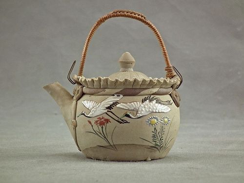 Antique Japanese Maji Period e Banko Ceramic Miniature Teapot