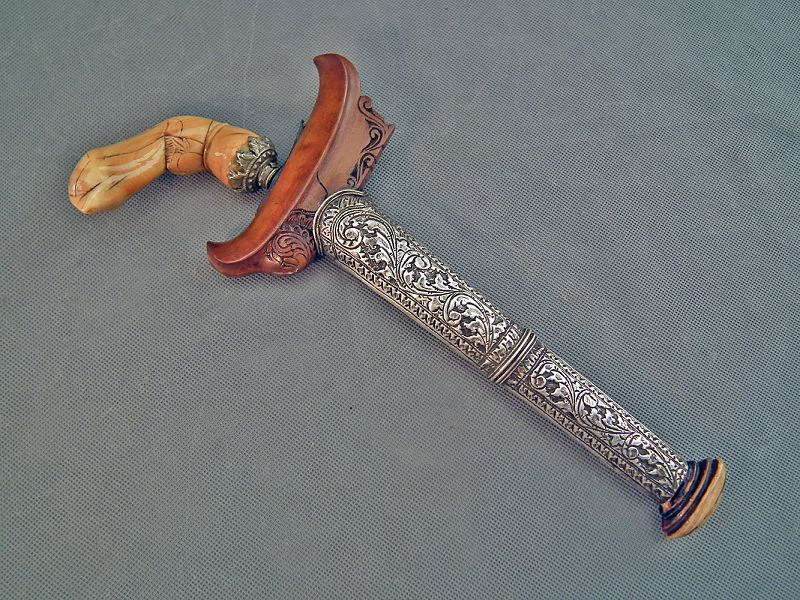 Antique Indonesian Malaysian Malaya Islamic Sword Dagger Kris Keris