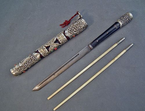 Antique Chinese Tibetan Qing Dynasty Dagger Knife In Jeweled Silver