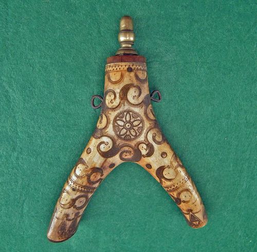 Antique Hungarian Transylvanian Gun Powder Horn Flask 17th Century