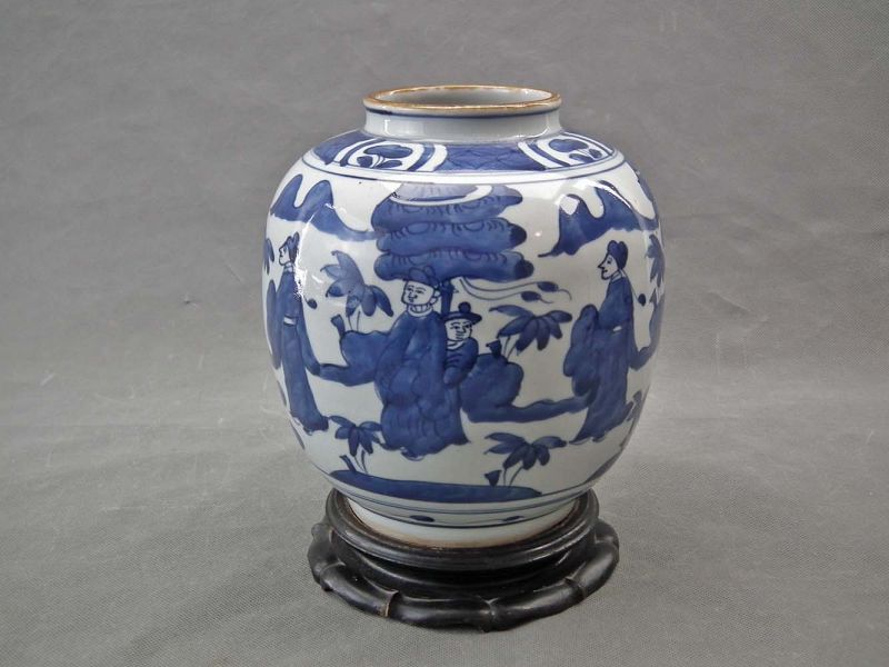 Antique Chinese Blue and White Porcelain Jar Qing Dynasty Kangxi