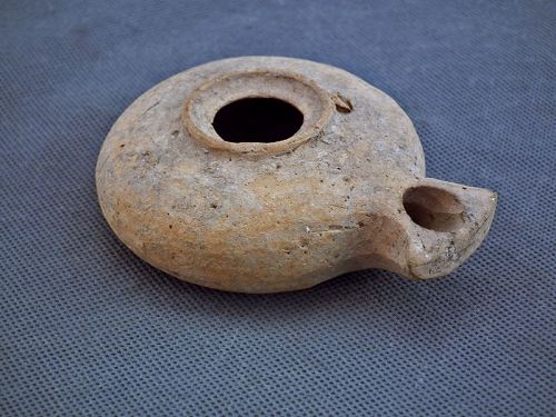 Ancient Holy Land Time of Jesus & Herod Terracotta Oil lamp