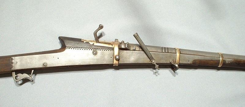 ANTIQUE INDO PERSIAN MATCHLOCK GUN MUSKET, 18th century