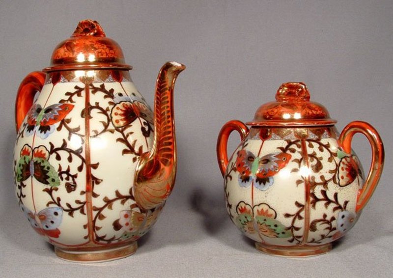 Antique Japanese Kutani Porcelain Teapot &amp; Sugar Bowl,