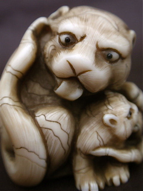 Japanese Ivory Netsuke Tiger &amp; Cub master carver