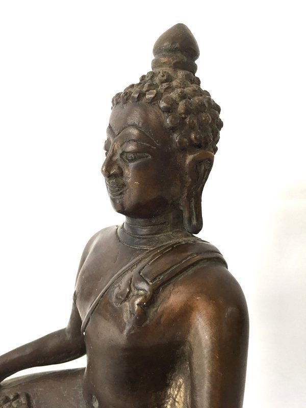 Antique Bronze Buddha Southeast Asia