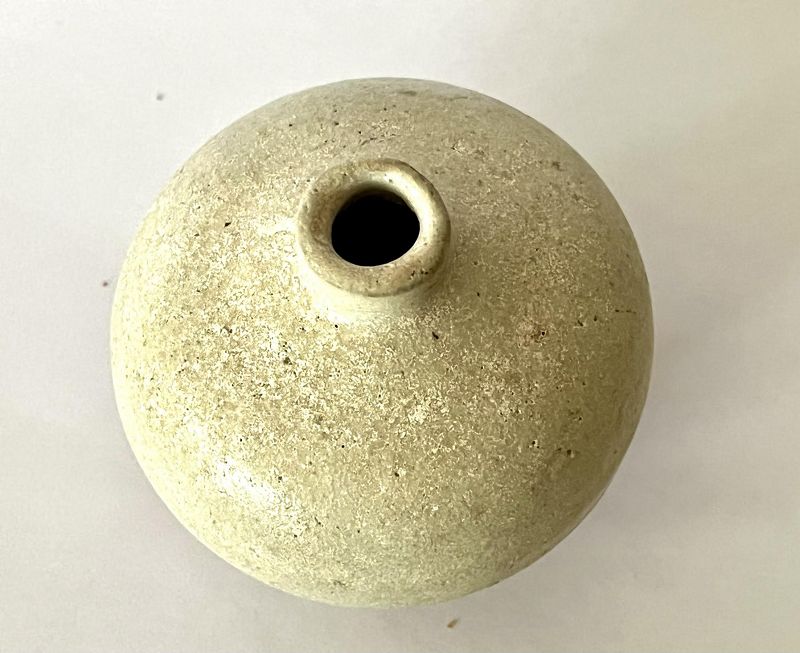 Antique Chinese White Glaze Jar Let Song Dynasty (960-1279)