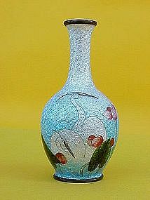 Japanese ginbari cloisonne vase cranes  Meiji c. 1900