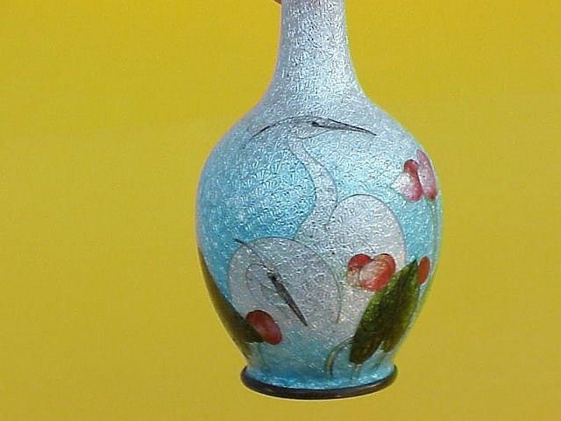 Japanese ginbari cloisonne vase cranes  Meiji c. 1900