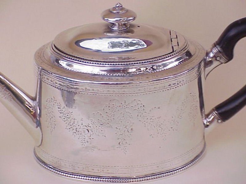 Georgian Sterling Tea Pot Hester Bateman London 1780