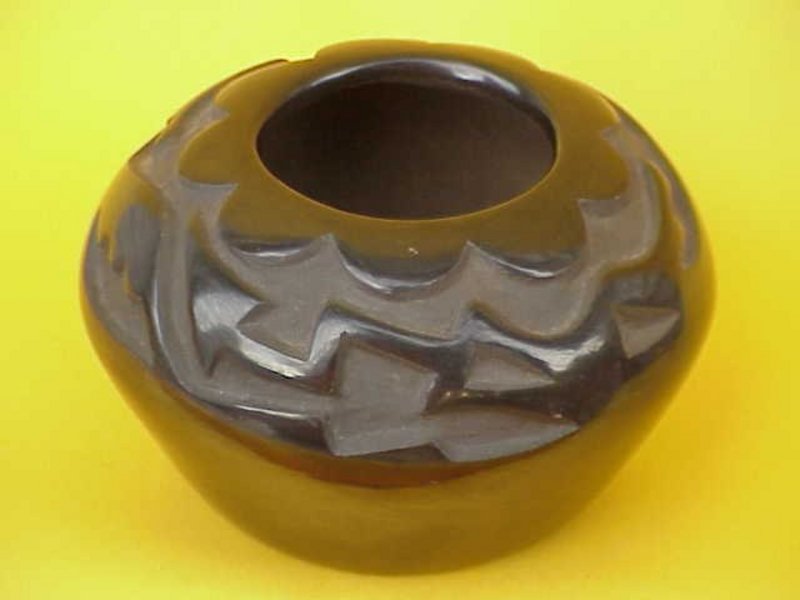Santa Clara Pueblo Pottery Bowl Gwen Tafoya serpent