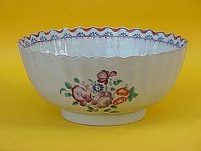 Chinese Export porcelain floral bowl circa 1790