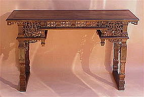 Chinese Altar Table huanghuali wood exquisite c. 1850