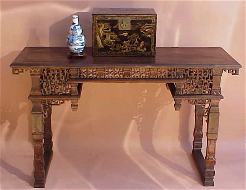 Chinese Altar Table huanghuali wood exquisite c. 1850