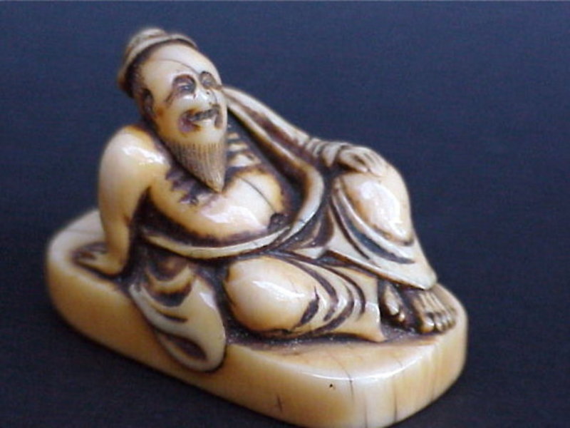 Japanese Ivory Netsuke reclining Buddha 19th century