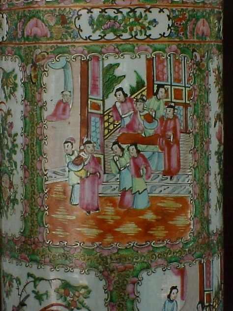 Chinese famille rose porcelain umbrella holder vase