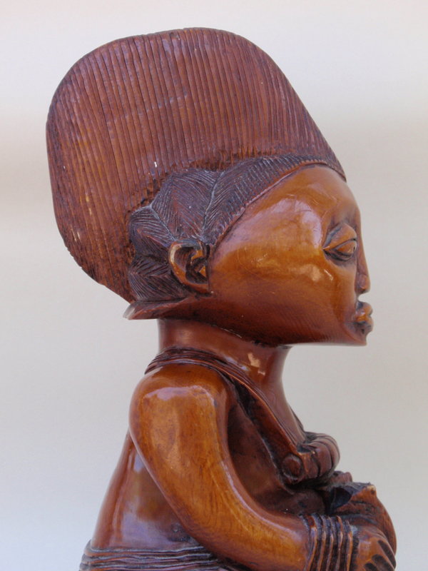 African art Carved Ivory coast Statue female and child