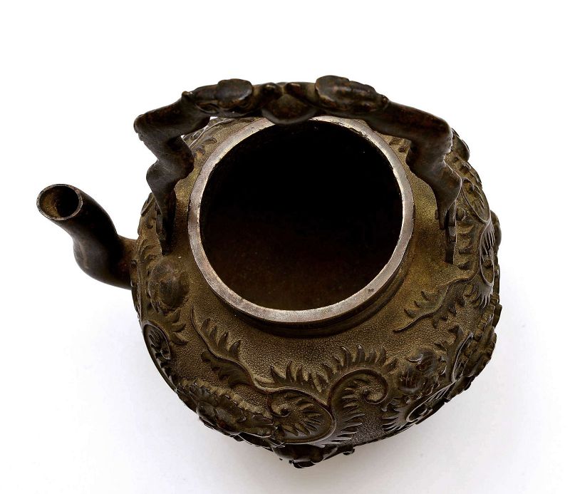 Old Japanese Silver Inlay Bronze Teapot Tetsubin Shishi