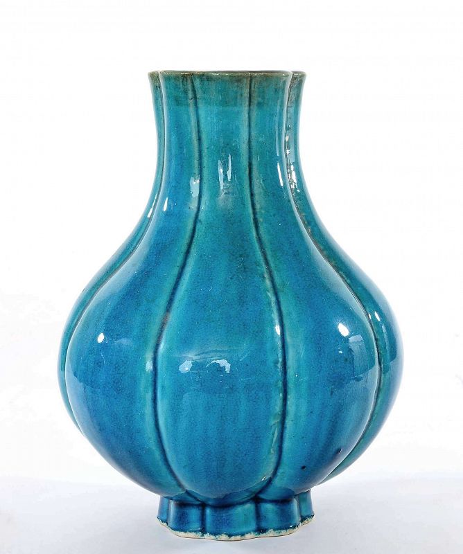 19C Chinese Turquoise Glaze Porcelain Vase