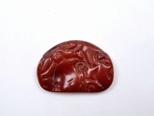 17C Chinese Natural Amber Carved Plaque Pendant Hat Ornament