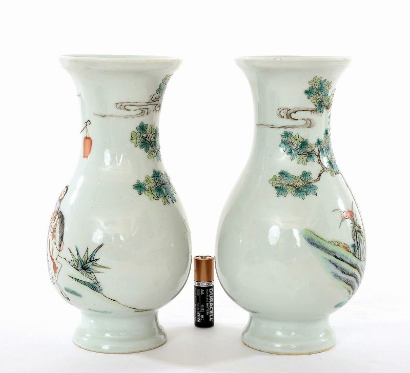 2 Old Chinese Famille Rose Porcelain Vase Journey to the West 西遊記