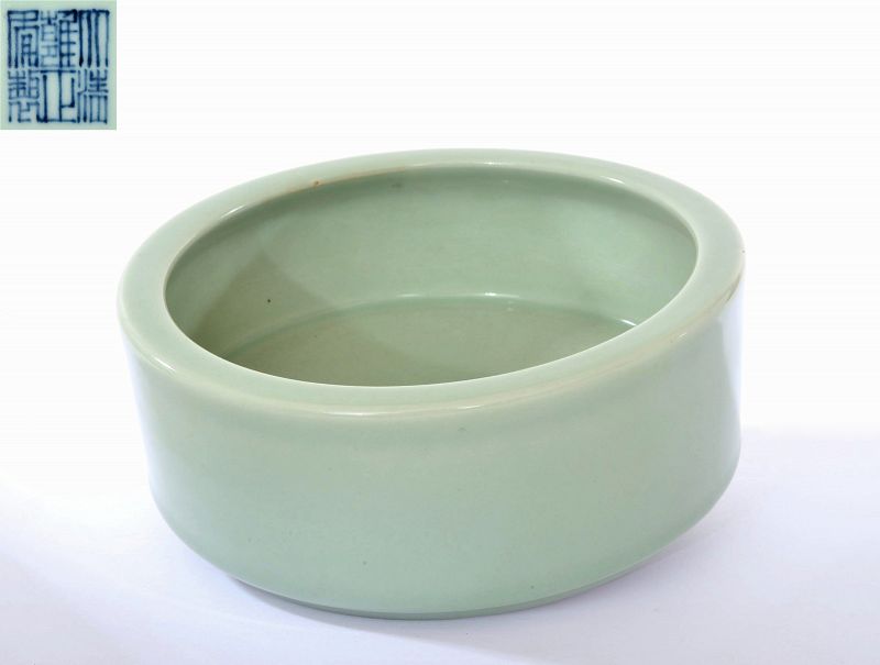 Old Chinese Green Celadon Glazed Scholar Brush Washer Bowl Mk