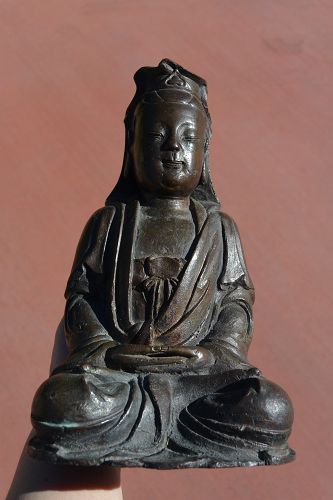17C Chinese Bronze Seated Kwan Guan Yin Buddha Figure