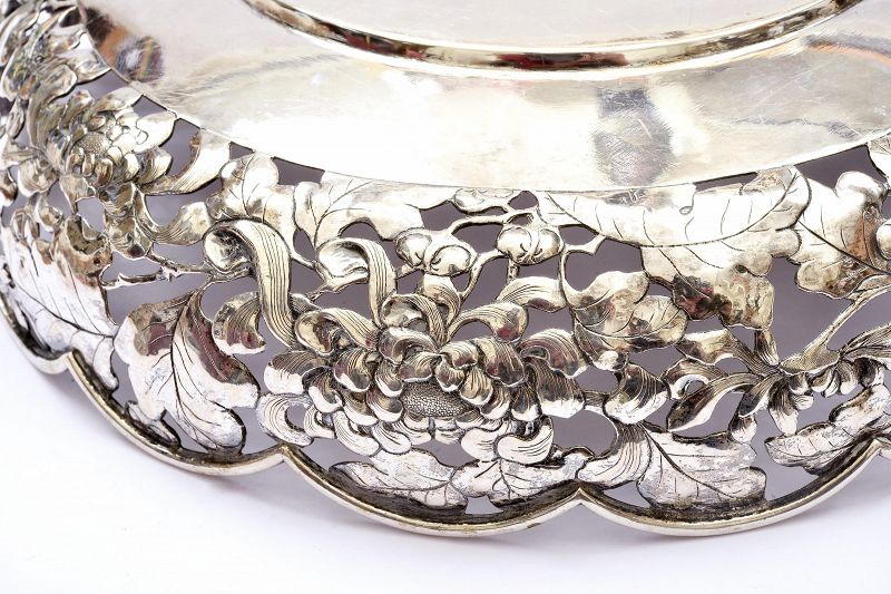 1900's Chinese Silver Repousee Center Bowl Chrysanthemum 11&quot;D