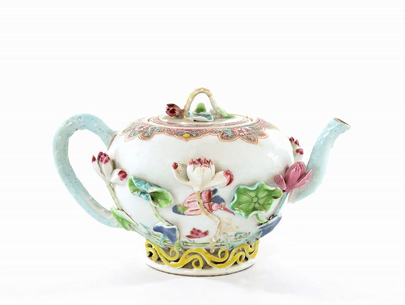 18C Chinese Kangxi Yongzheng Famille Rose Relief Lotus Flower Teapot