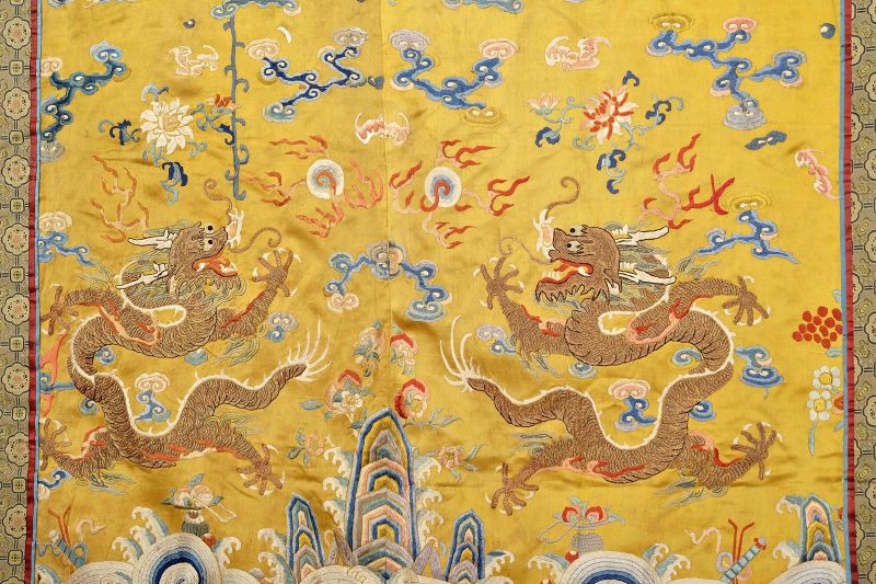Chinese Silk Embroidery Textile Panel Gold Threads Dragon Tapestry