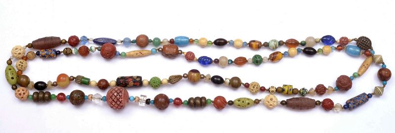 Chinese Amber Glass & Japanese Ojime Netsuke Carved Bead Necklace