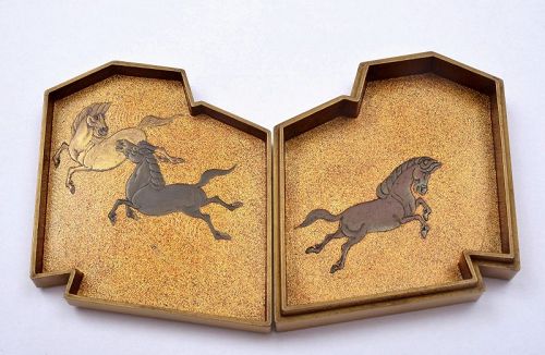 19C Japanese Gold Makie Lacquer Kobako Kogo Box Horse